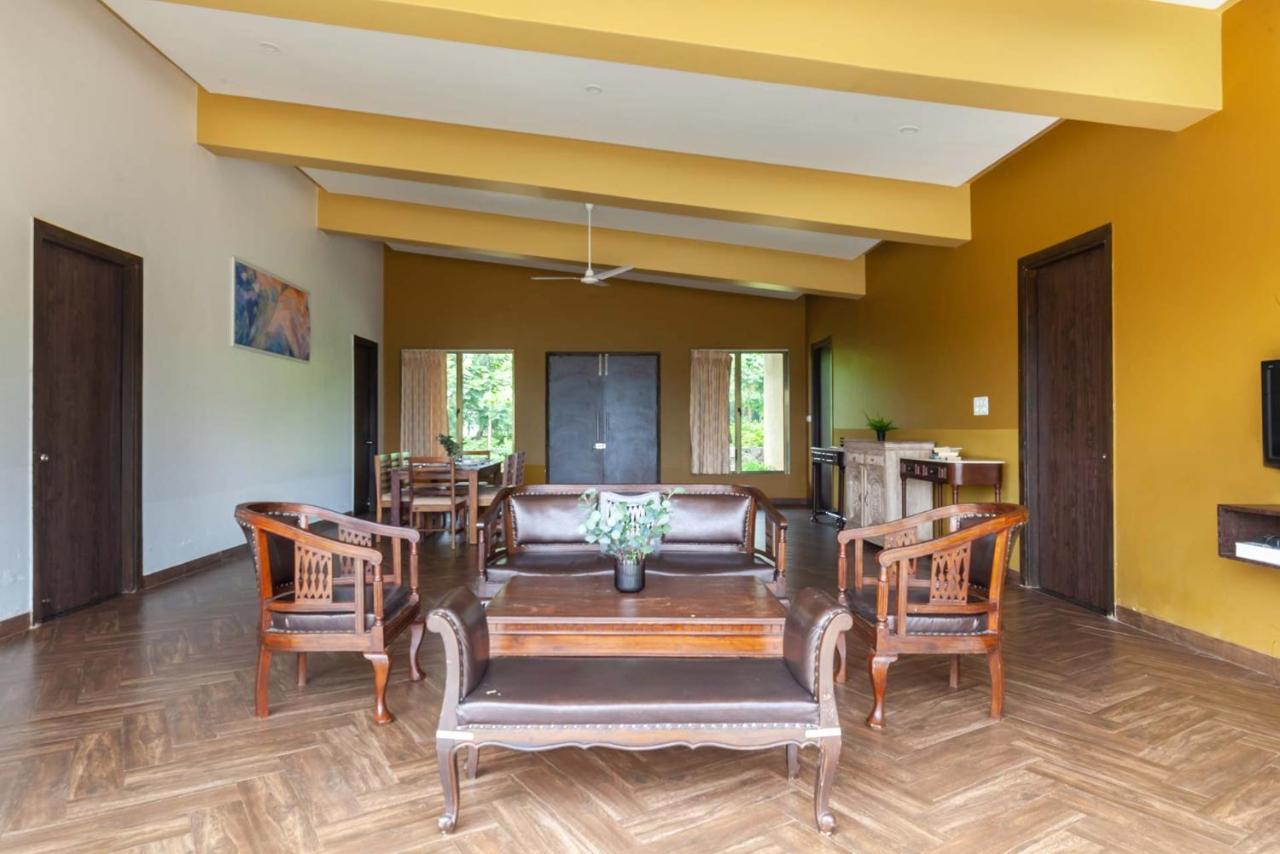 Stayvista'S Shivom Villa 2 - A Serene Escape With Views Of The Valley And Lake Лонавла Екстер'єр фото